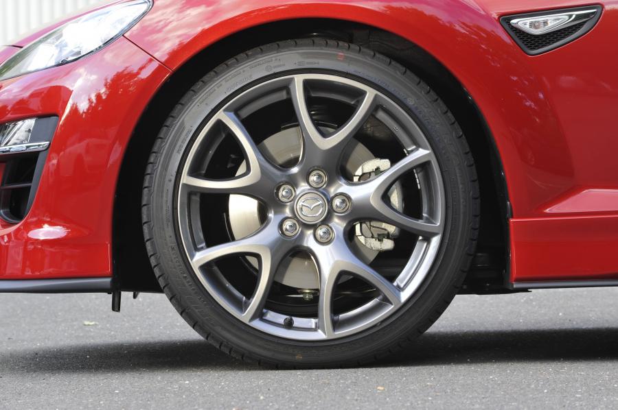  Mazda RX-8 2008 года  (фото 34 из 89)